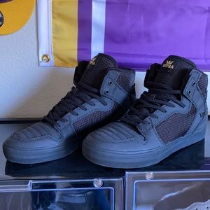 Brand new High top men’s Supra’s